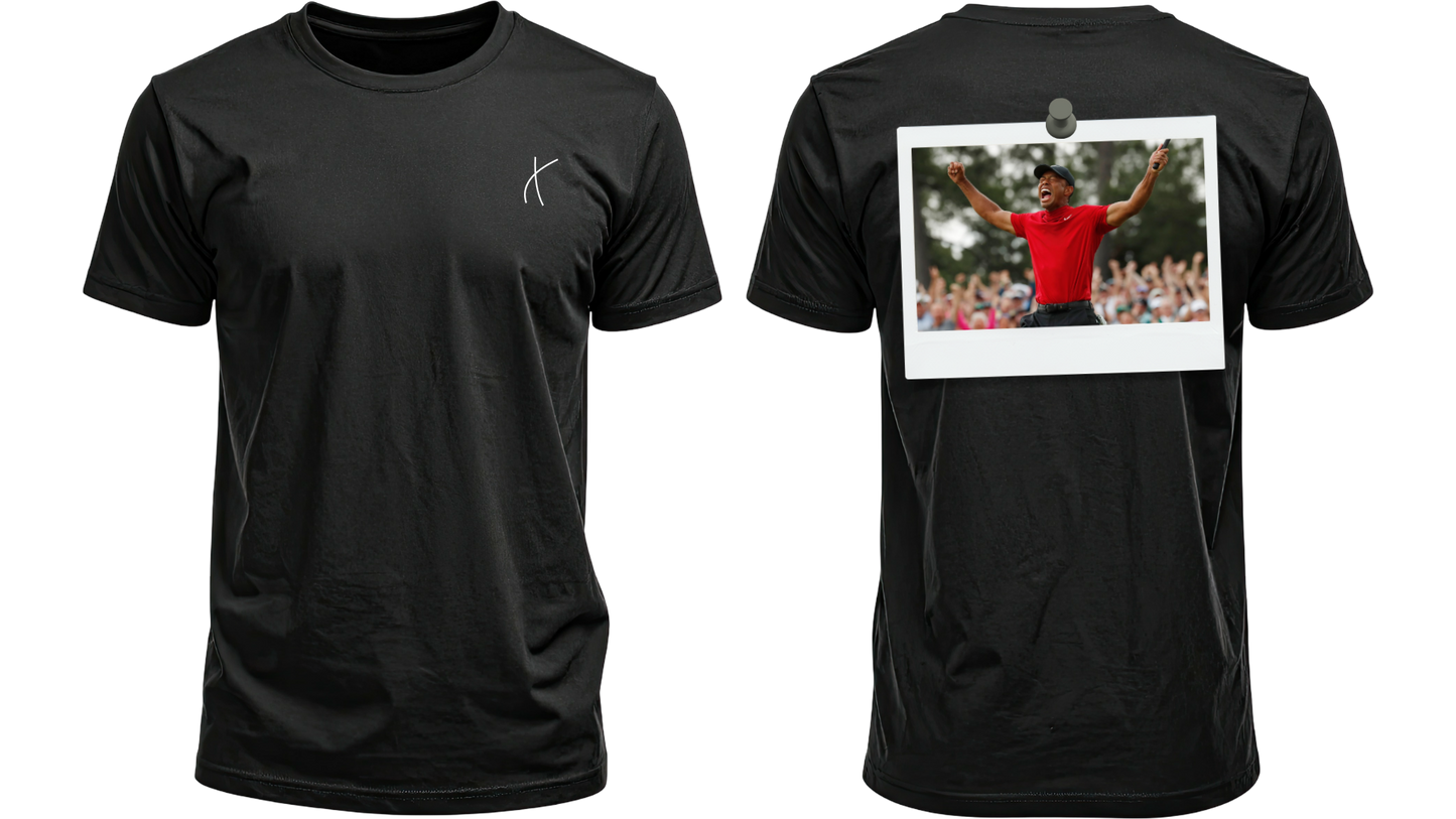 Playera "Tiger in red shirt"